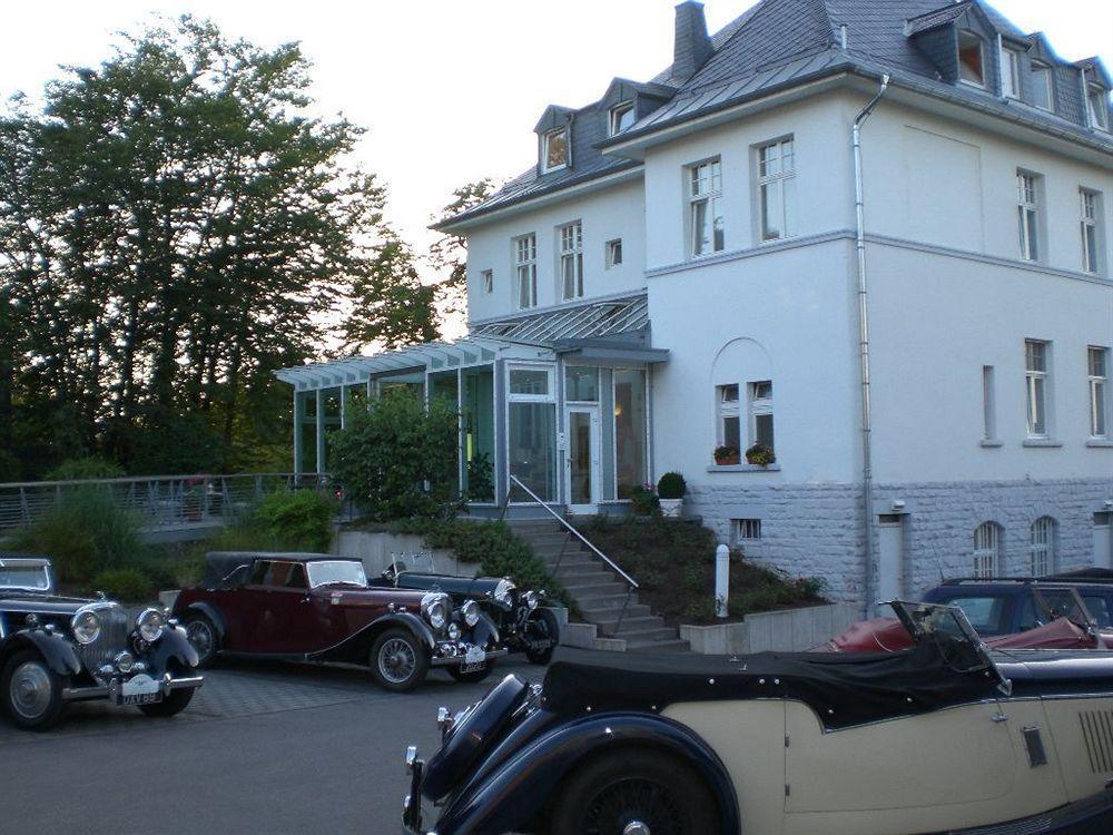 Hügel