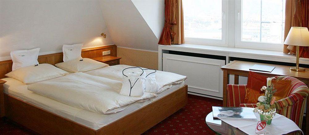 Hotel Huegel Trèves