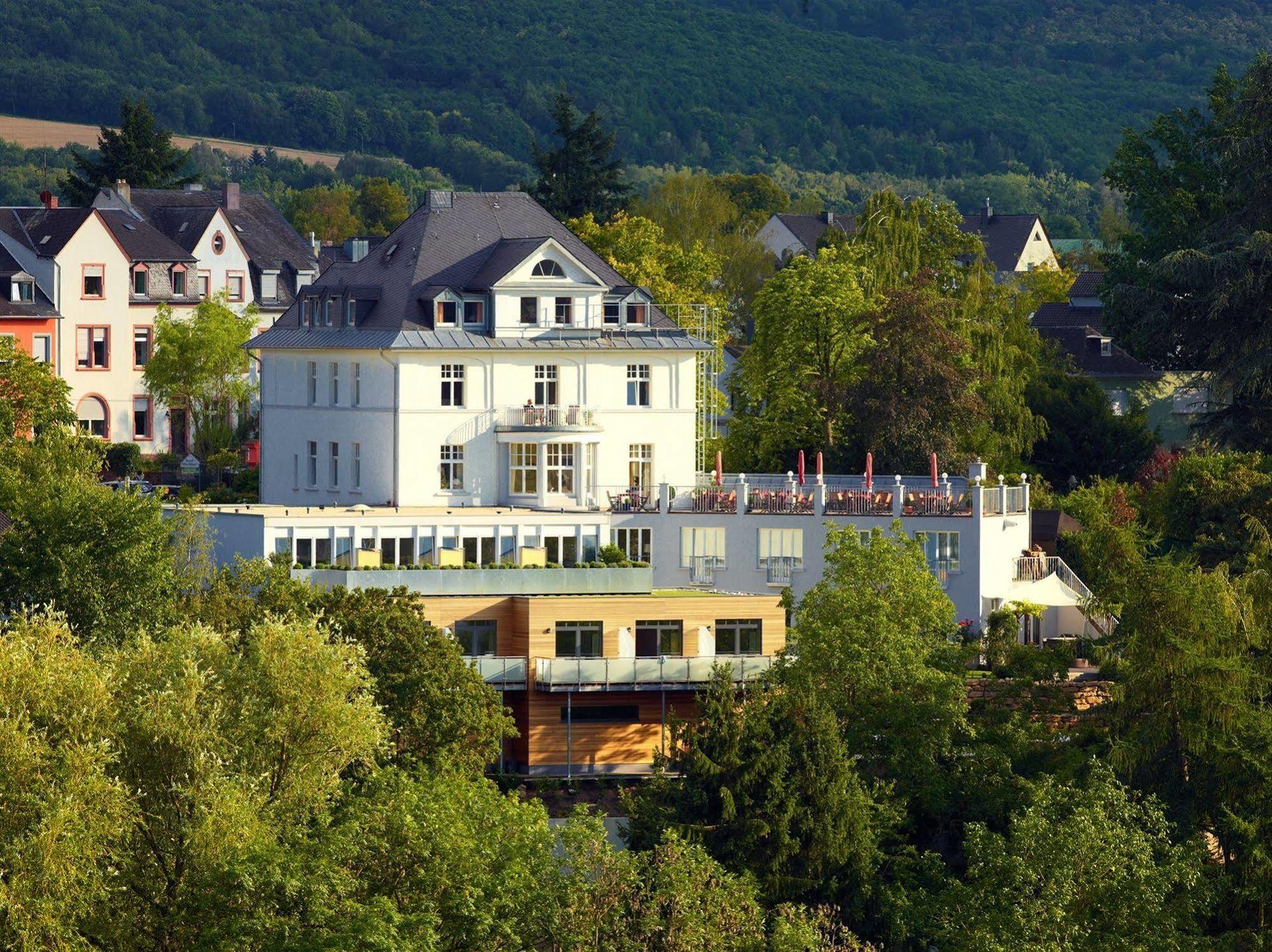 Huegel Hotel